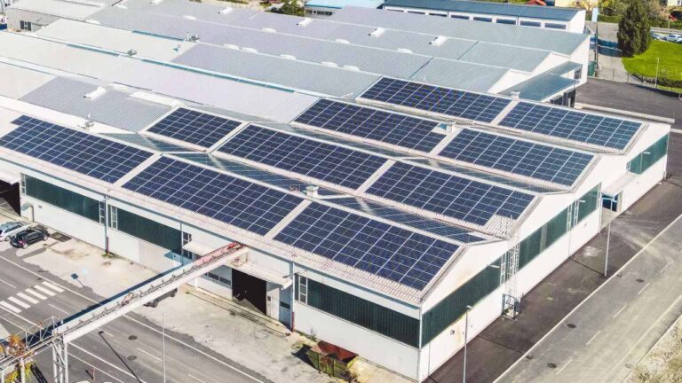 Como planejar a instalação de energia solar para empresas de médio porte - Infinity Automações e Energia Limpa