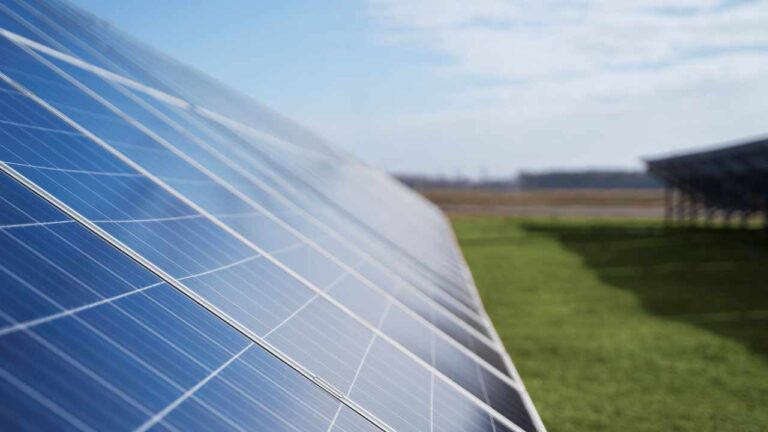 Você sabia que pode gerar sua própria energia com o sol - Infinity Automações e Energia Limpa